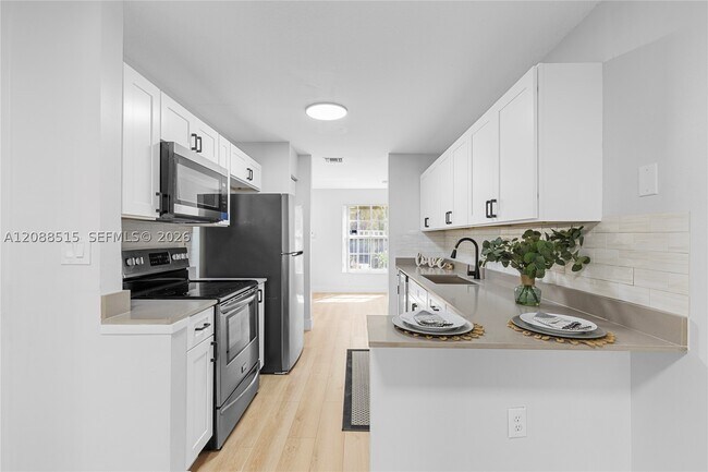 Building Photo - 2256 NW 170th Ave