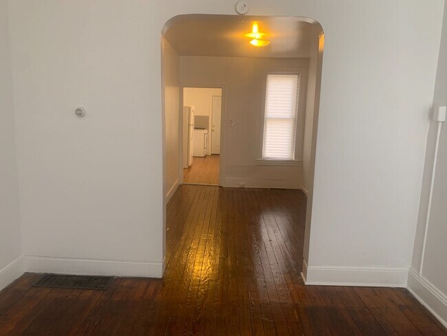 Building Photo - 3 Bedroom House in the West End of York City