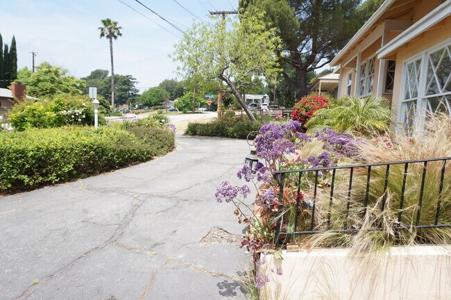 Building Photo - 3153 Orange Ave