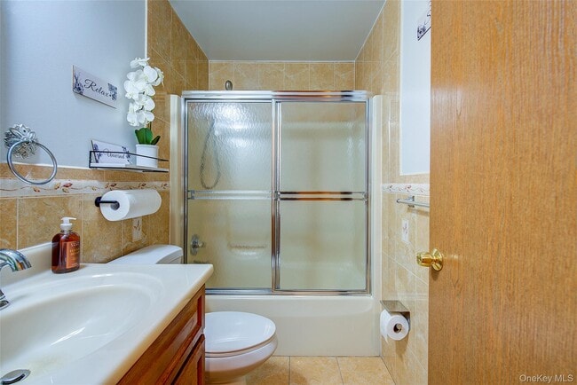 Building Photo - 41 Beechwood Ave