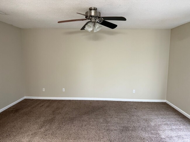 Building Photo - 103 Chickasaw Rd