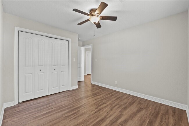 Building Photo - 120 Illinois Ave