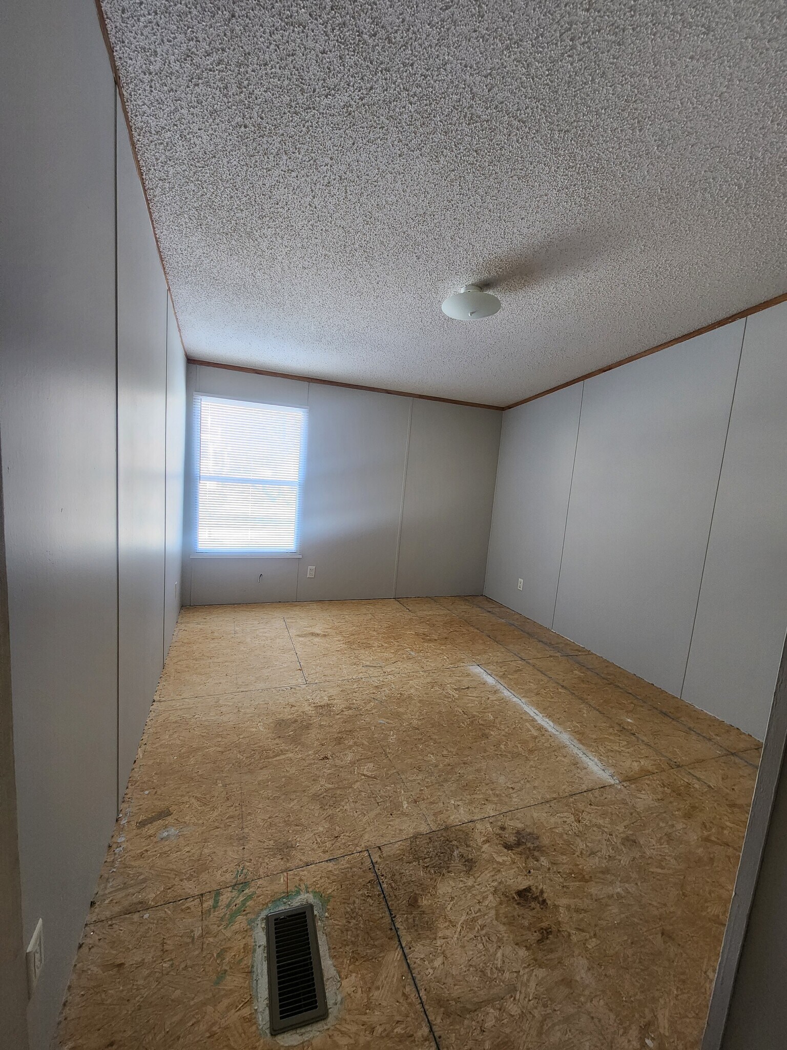 Building Photo - 608 N Billy Bryan St