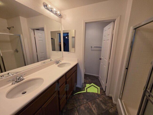 Building Photo - 2295 Whistling Ln