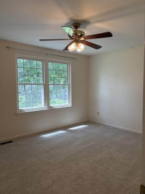 Building Photo - 328 N Pointe Dr