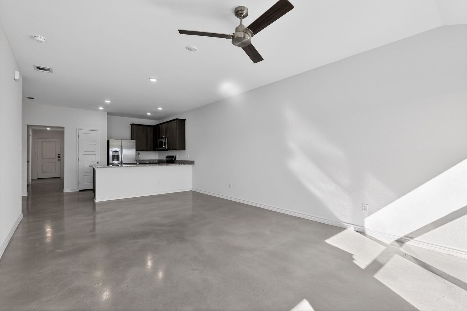 Building Photo - 1255 Concord Dr