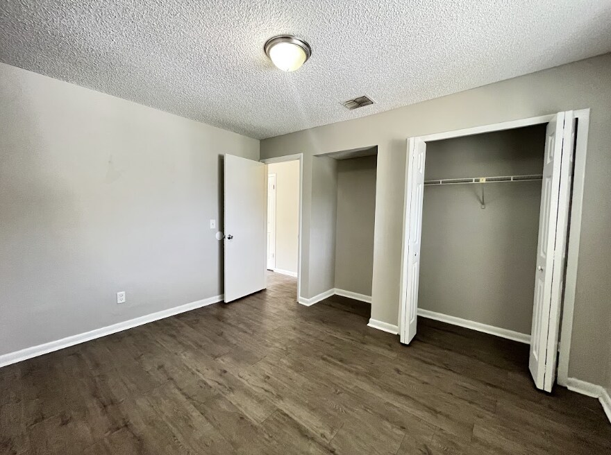 Building Photo - 5026 Westchase Ct