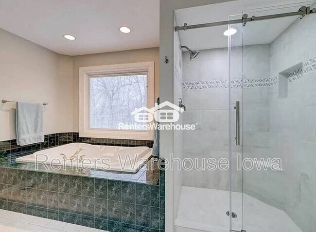 Building Photo - 2515 134th St