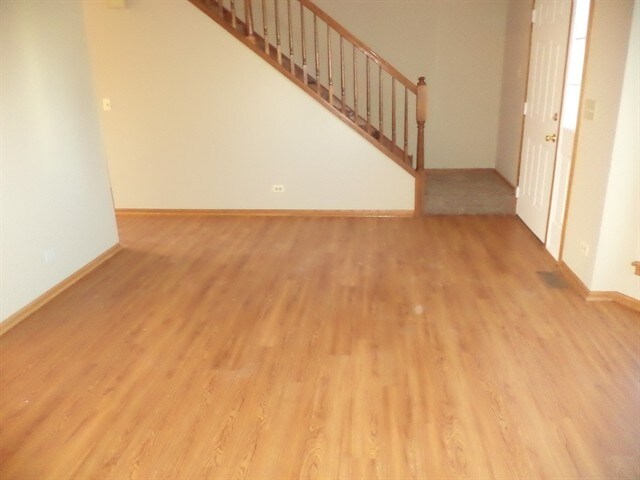 Building Photo - 2454 N Old Pond Ln