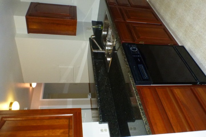 Kitchen- New applicances/ granite countertops - 415 S Howes St