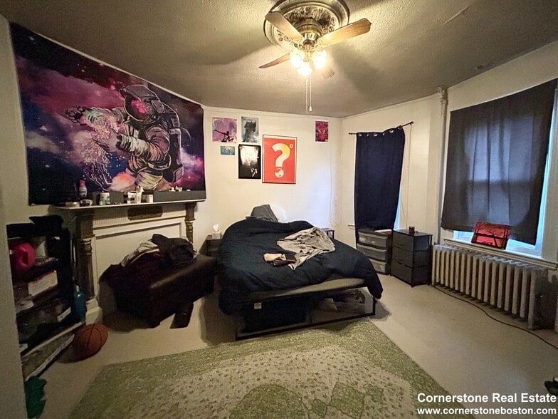 Building Photo - 55 Hillside St