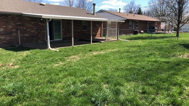 Building Photo - 401 Lufkin Dr