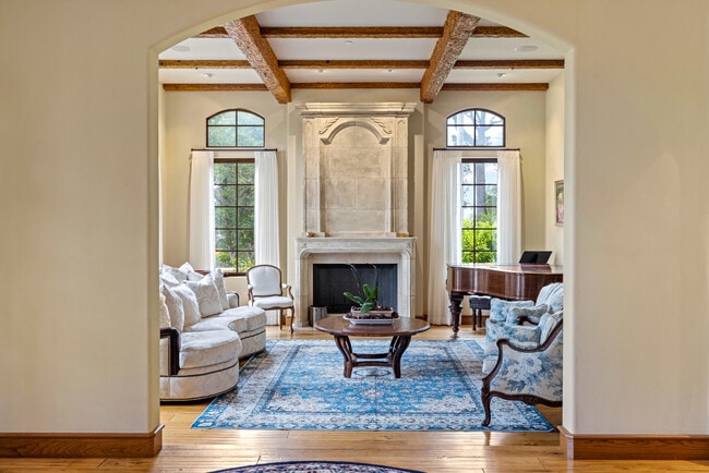 Building Photo - 3317 Taylor Rd