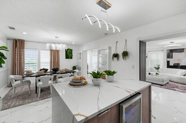 Building Photo - 12417 S Indian River Dr