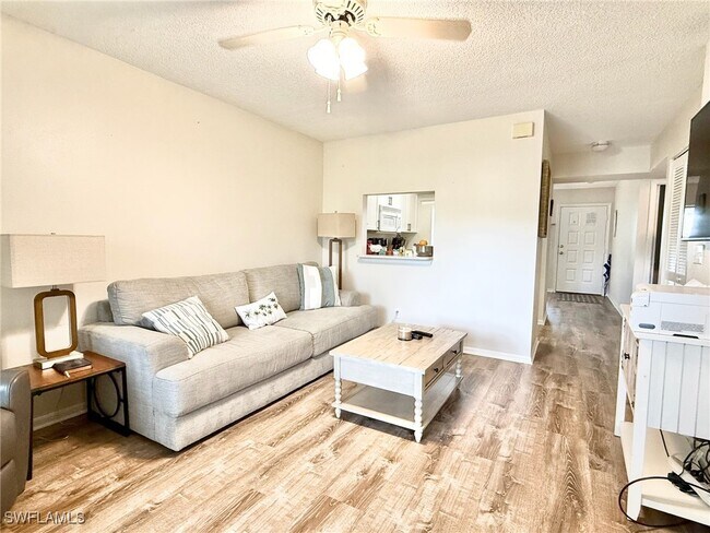 Building Photo - 109 Wading Bird Cir