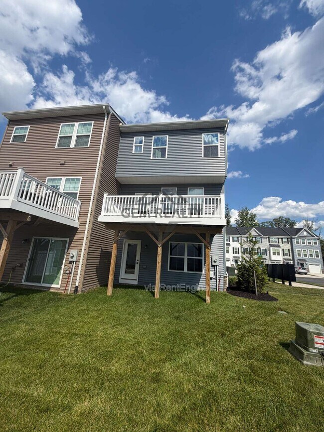 Building Photo - 8700 Stevenson Ln