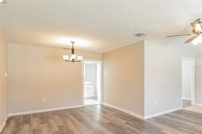 Building Photo - 1870 Tigerwood Ct