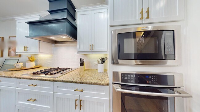 Building Photo - Asheton Lakes