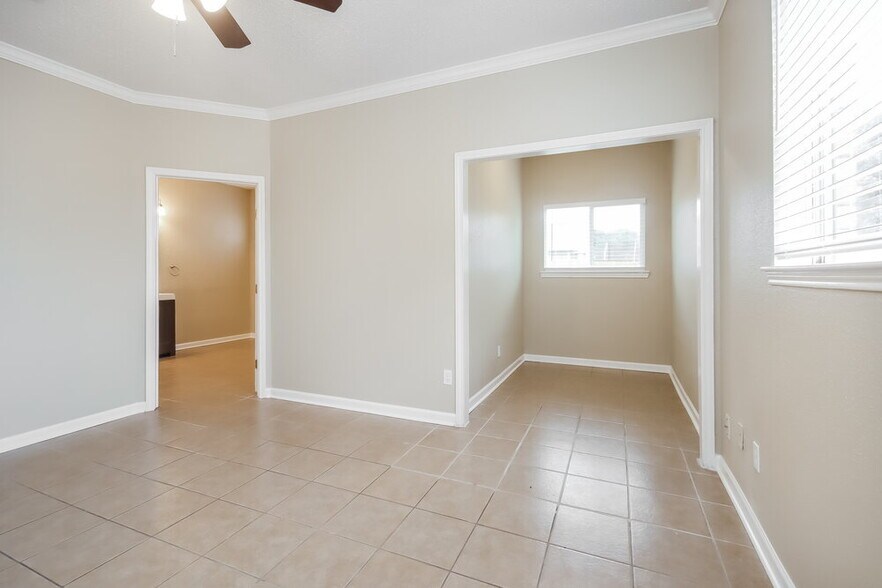 Building Photo - 3131 Ciderwood Dr