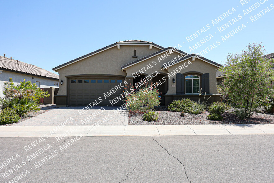 Building Photo - 41335 W Almira Dr