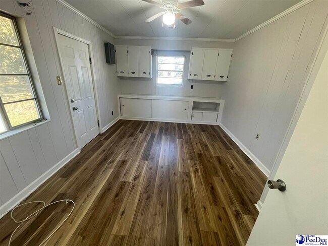 Building Photo - 2124 N Governor Williams Hwy