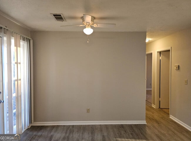 Building Photo - 8147 Flamingo Dr