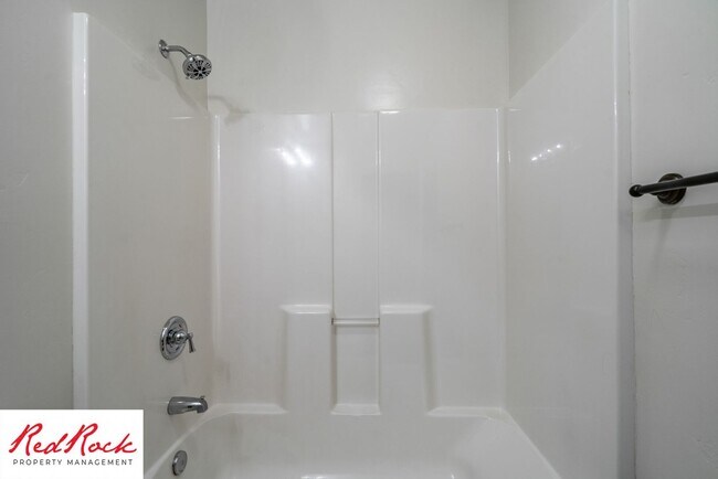 Building Photo - 2075 S Sir Monte Dr