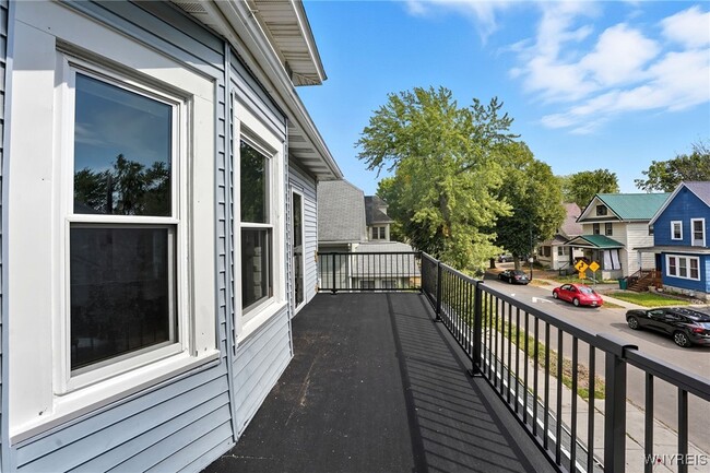 Building Photo - 168 Villa Ave