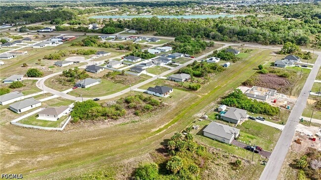 Building Photo - 8033 Oakleaf Cir