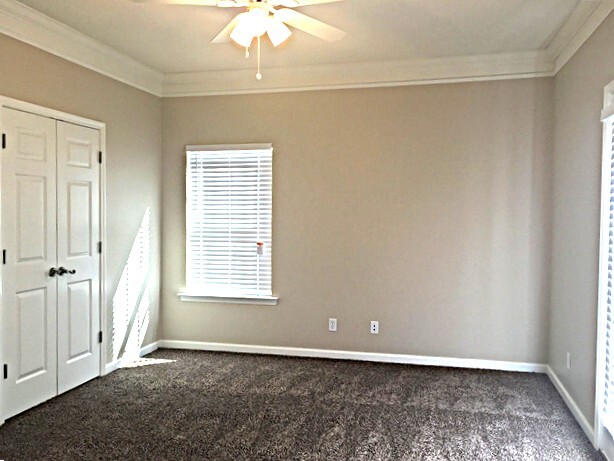 Building Photo - 53 Dunnoman Dr