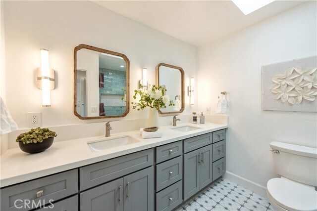 Building Photo - 24 Spicewood Way