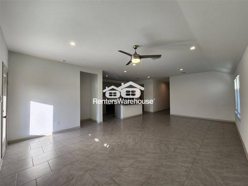 Building Photo - 4934 Natchez Trce