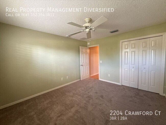 Building Photo - 2204 Crawford Ct