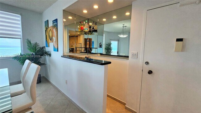 Building Photo - 1980 S Ocean Dr