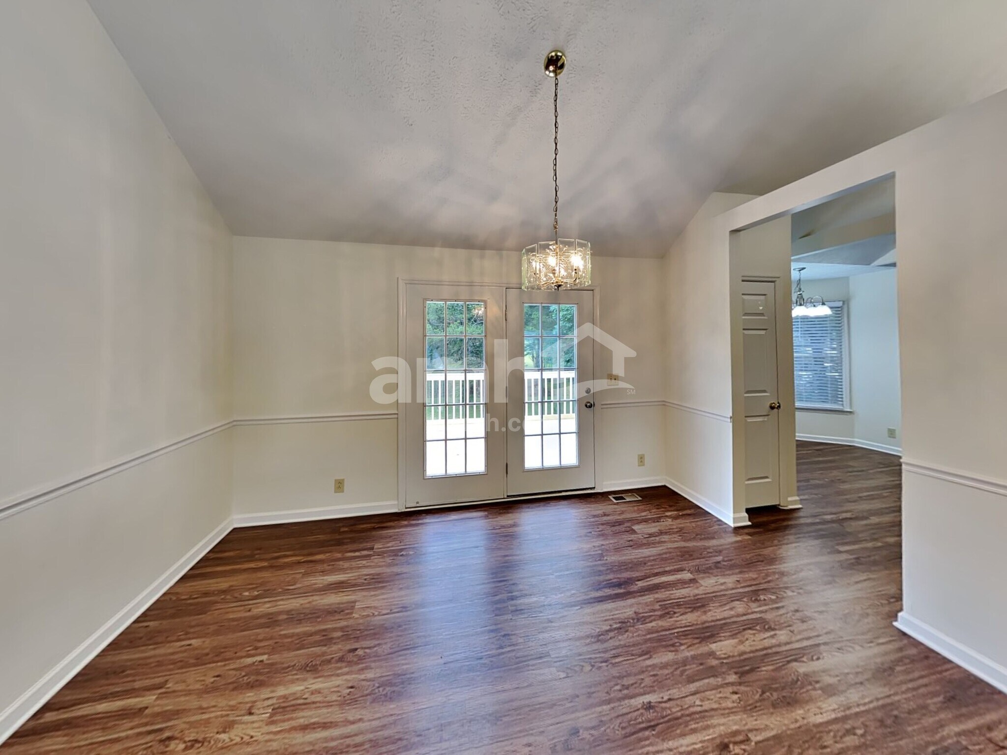 Building Photo - 307 Briarwood Ln