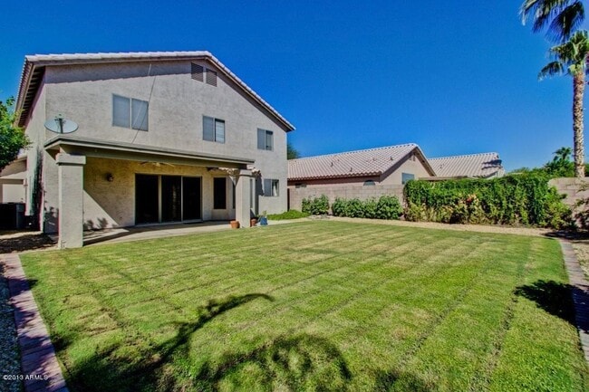 Building Photo - 9649 E Friess Dr