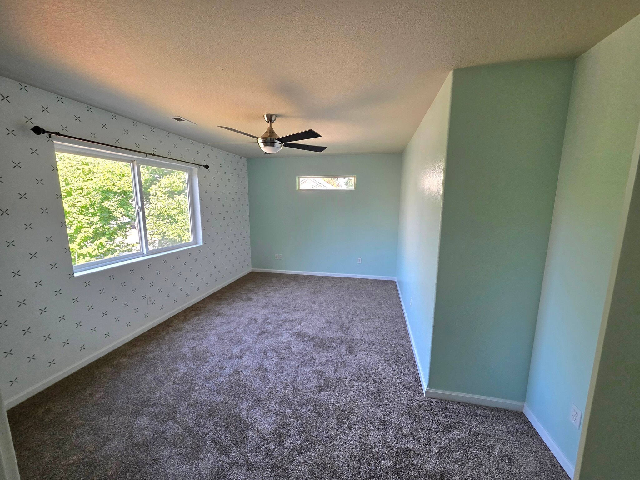 Building Photo - 624 Jasmine Cir