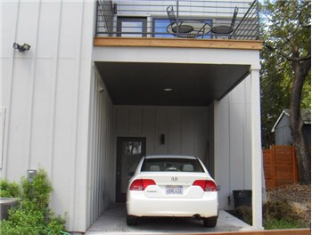 Building Photo - 2328 Santa Maria St