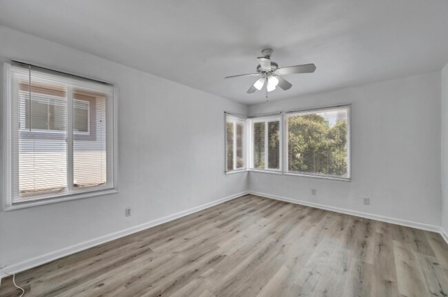 Building Photo - 4968 Baltimore Dr