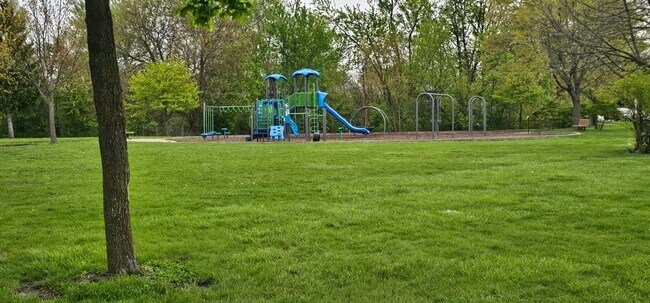 Building Photo - 988 Butter Creek Ct