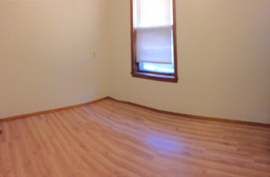 Building Photo - 2934 S Keeley St