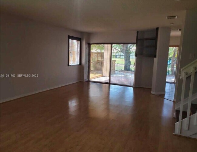 Building Photo - 7464 SW 164th Ct