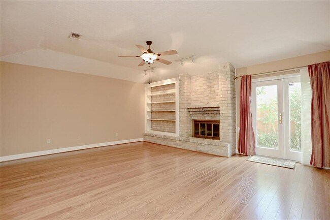 Building Photo - 14206 Stokesmount Dr