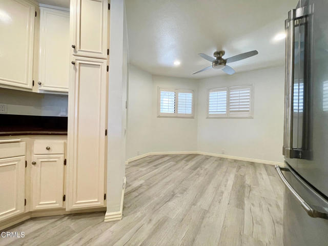 Building Photo - 726 Island View Cir