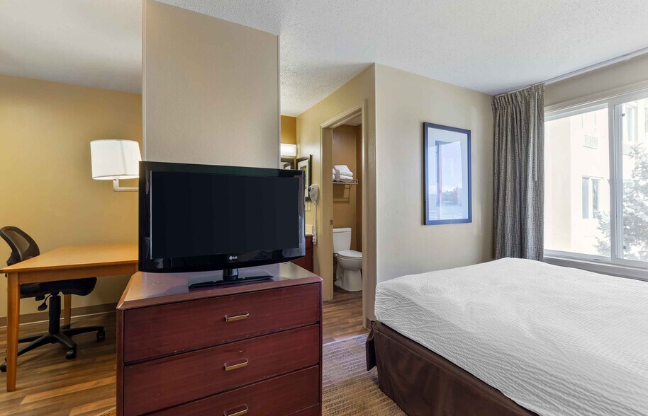 Building Photo - Furnished Studio-Denver - Aurora North