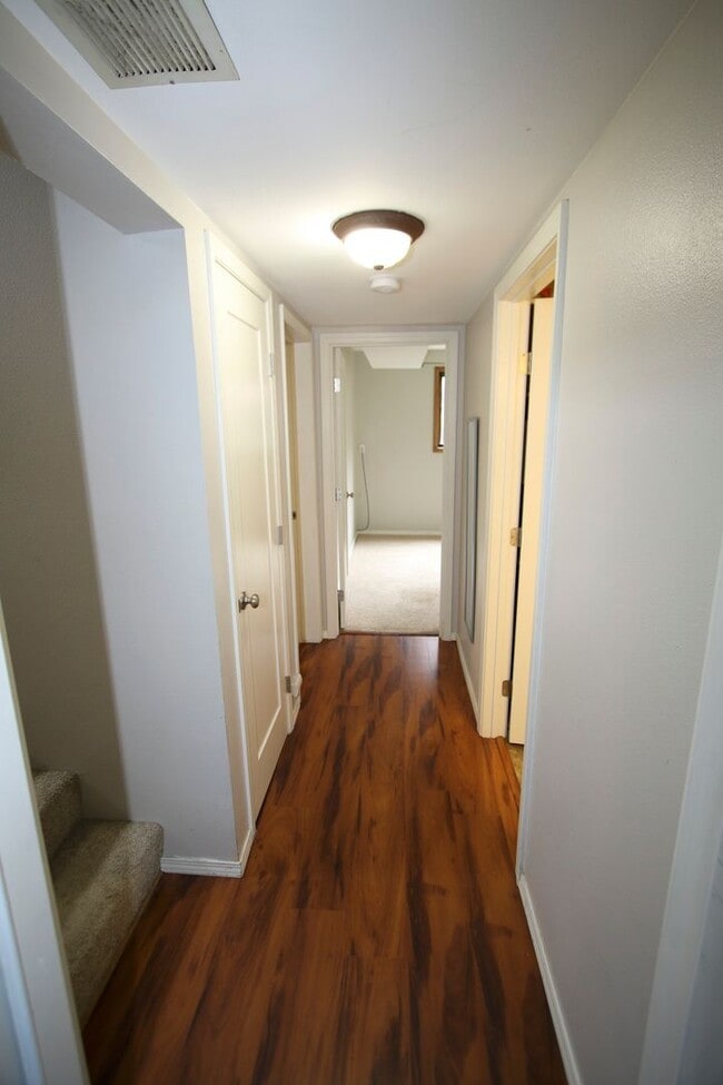 Building Photo - 3 Bedroom Home in Eagle River w/ Fenced Backyard!