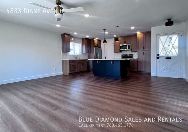 Building Photo - 4833 Diane Ave