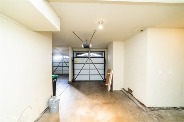 Building Photo - 923 Lombard Ct