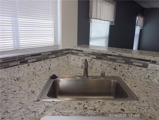 Building Photo - 7332 Ribbon Ridge Ave