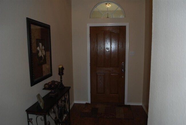 Building Photo - VIEW NOW/COMING SOON - Charming 3 Bed Home in NRH | Open Kitchen + Spacious Backyard
